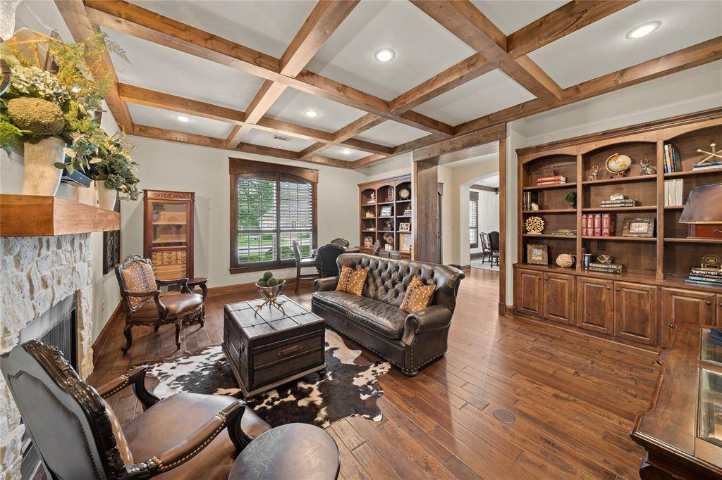 6987 Canal, Tyler, TX 75703