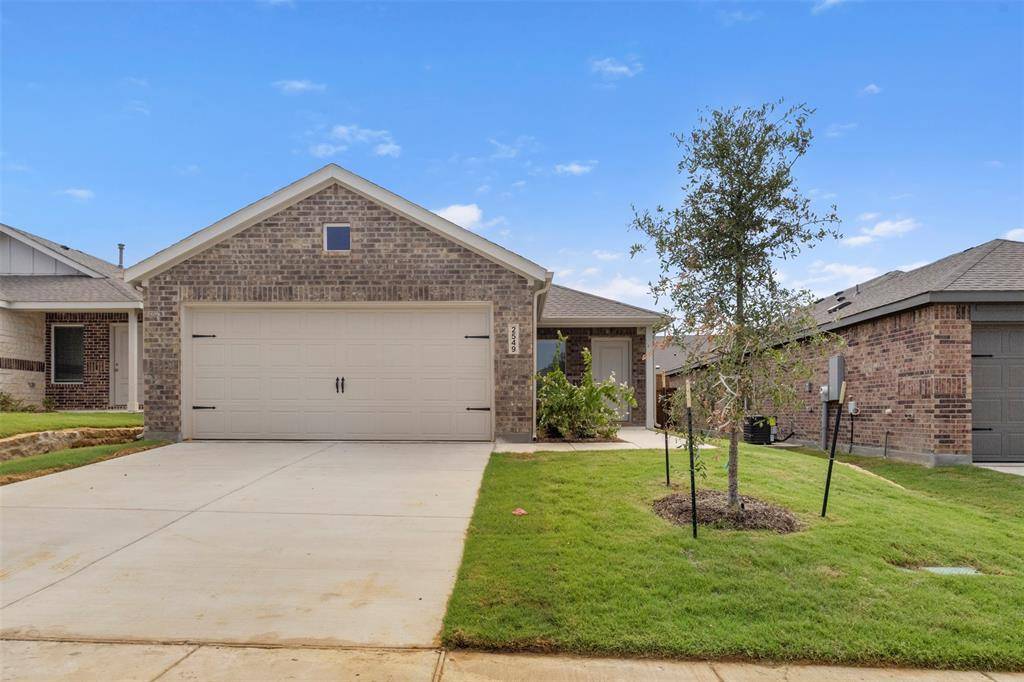 2549 Guineas Lane, Aubrey, TX 76227