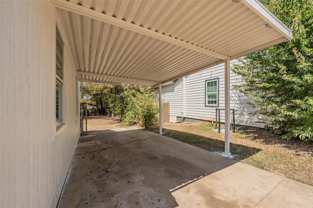 1700 Andrew Avenue, Fort Worth, TX 76105