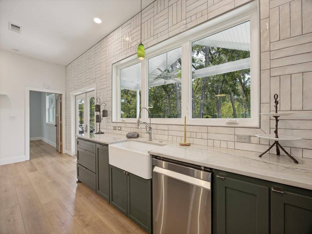 2530 Flora Lane, Denison, TX 75020