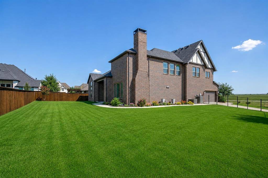 13648 Leatherstem Lane, Fort Worth, TX 76008