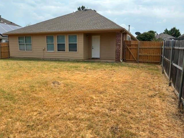 433 Angler Drive, Crowley, TX 76036