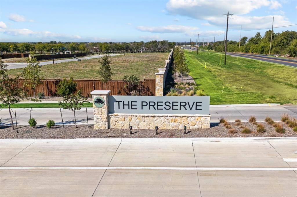 1036 Auburn Drive, Justin, TX 76247
