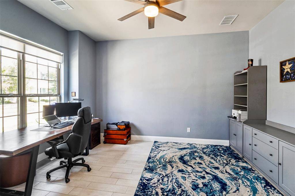 12679 Royal Oaks Lane, Farmers Branch, TX 75234