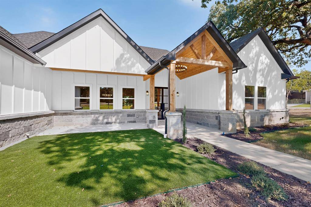 3161 Bois D Arc Road, Combine, TX 75159
