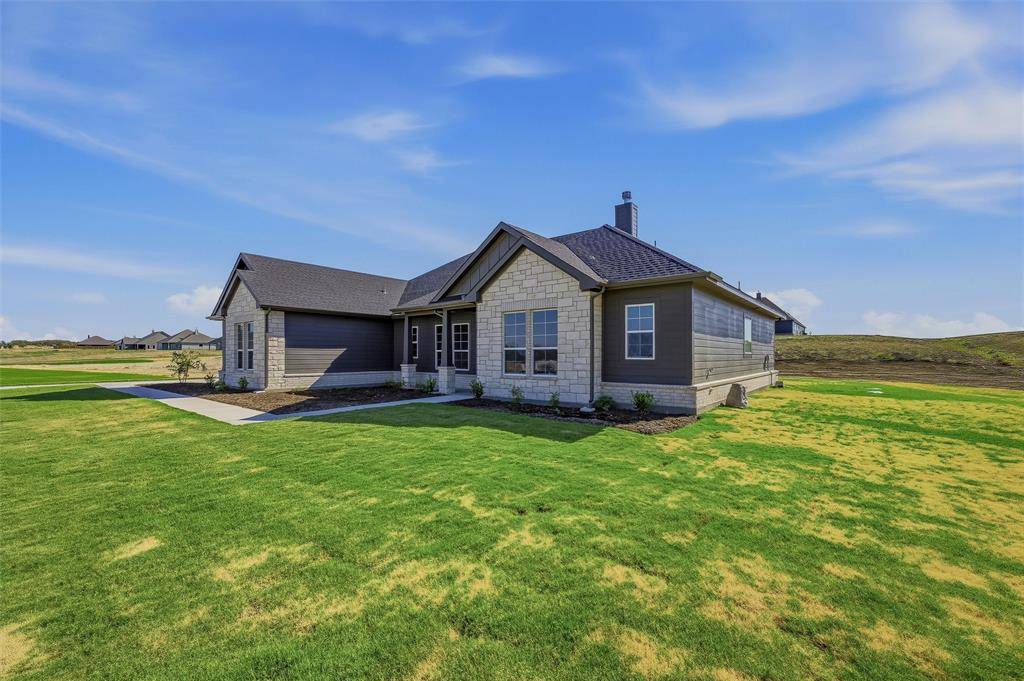 153 Big Sky Road, Decatur, TX 76234