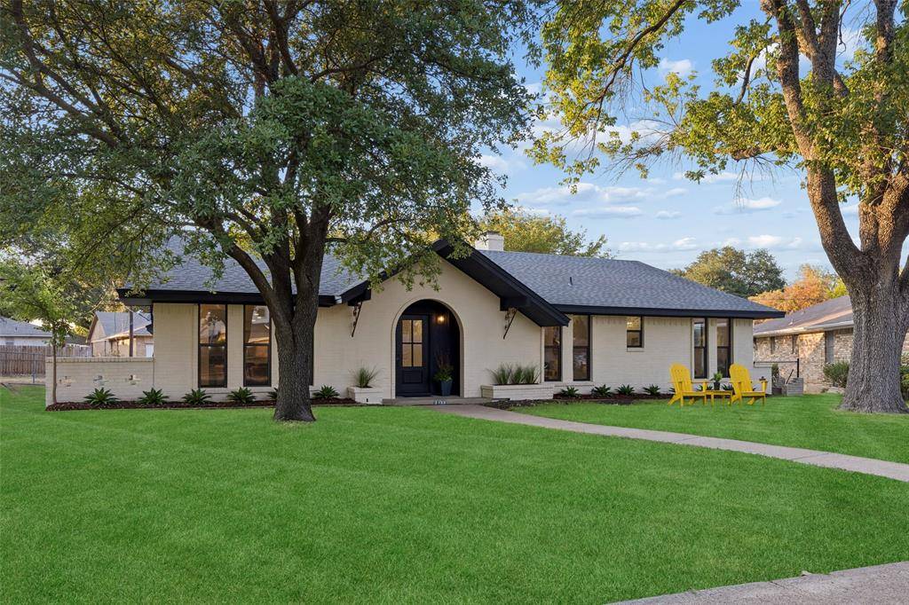 2133 Oak Valley Lane, Dallas, TX 75232