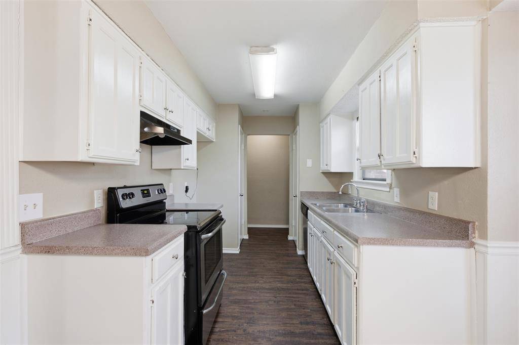 3703 French Wood Drive, Arlington, TX 76016