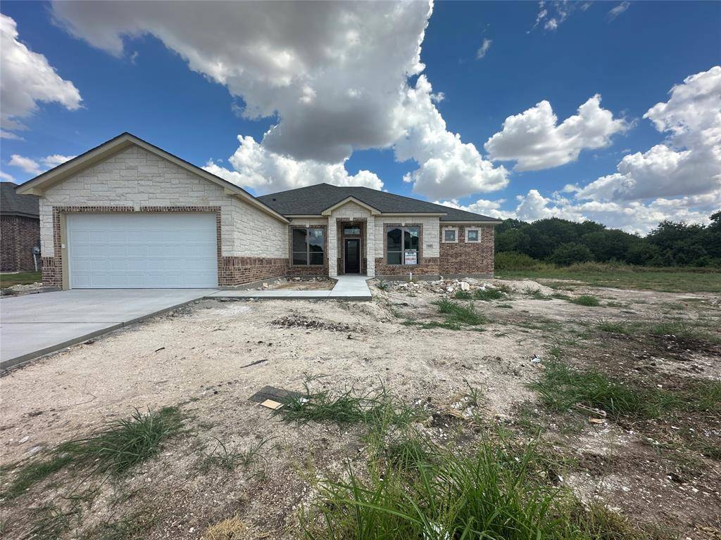 131 Lasso Loop, Lorena, TX 76655