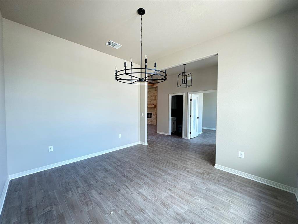 131 Lasso Loop, Lorena, TX 76655