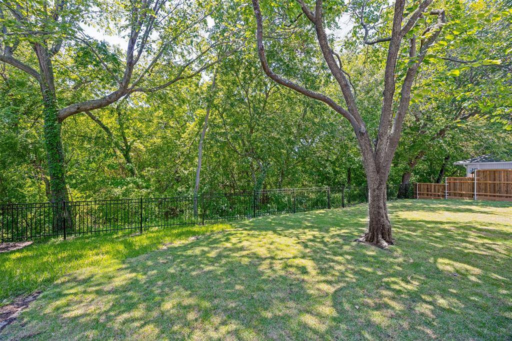 407 Valley Cove Drive, Richardson, TX 75080