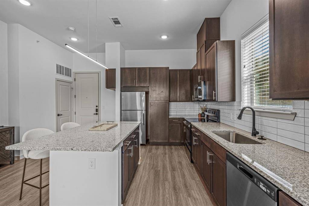 3120 E Park Row Drive #2208, Arlington, TX 76010
