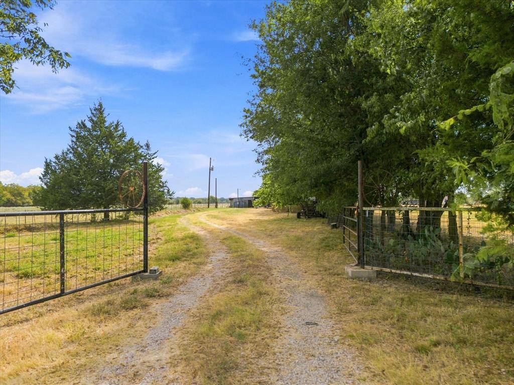 431 Fm 71, Commerce, TX 75428