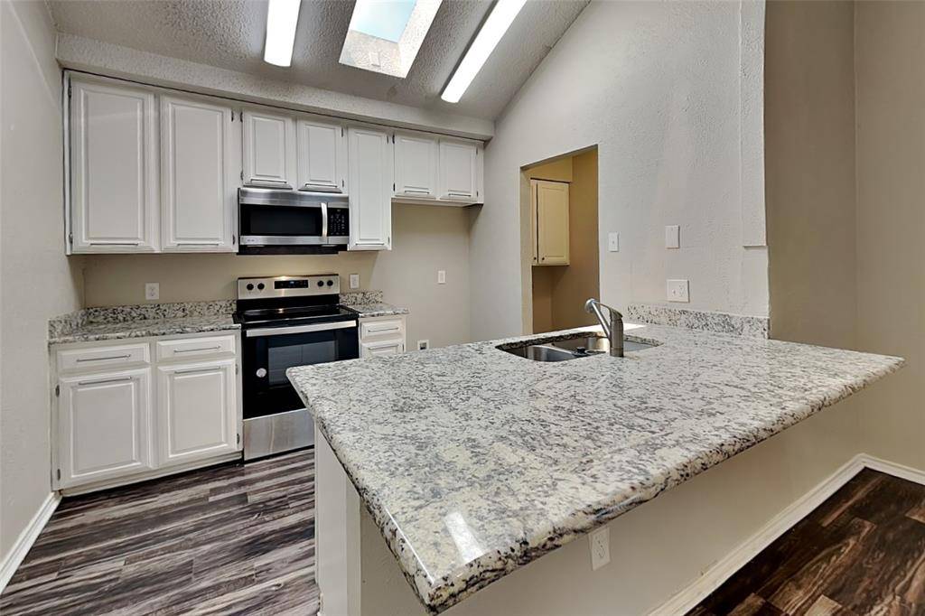 2016 Avignon Drive, Carrollton, TX 75007