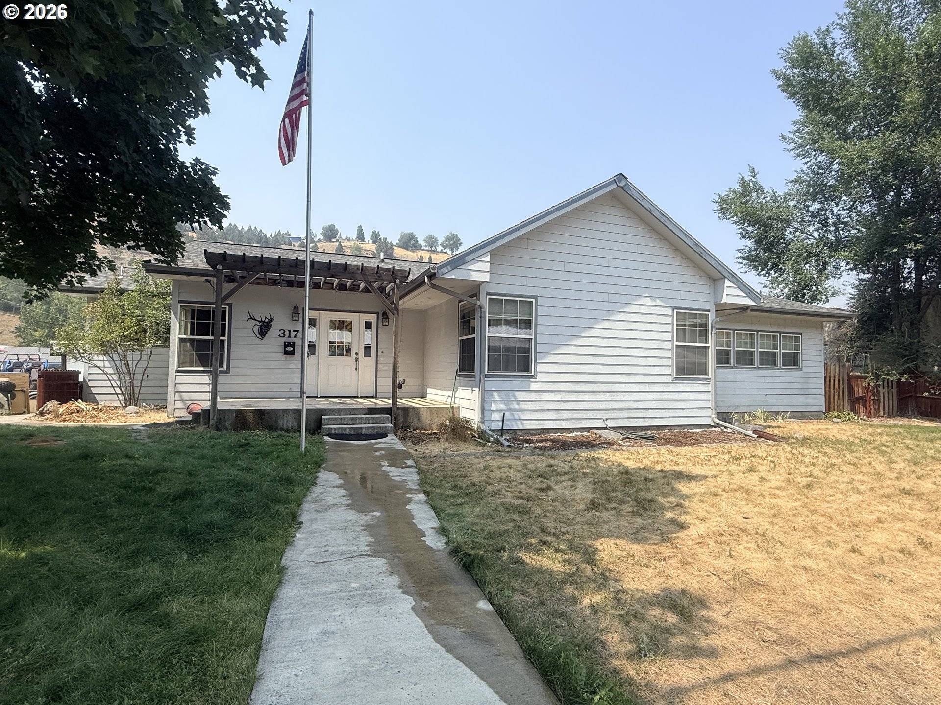 317 S CANYON BLVD, John Day, OR 97845