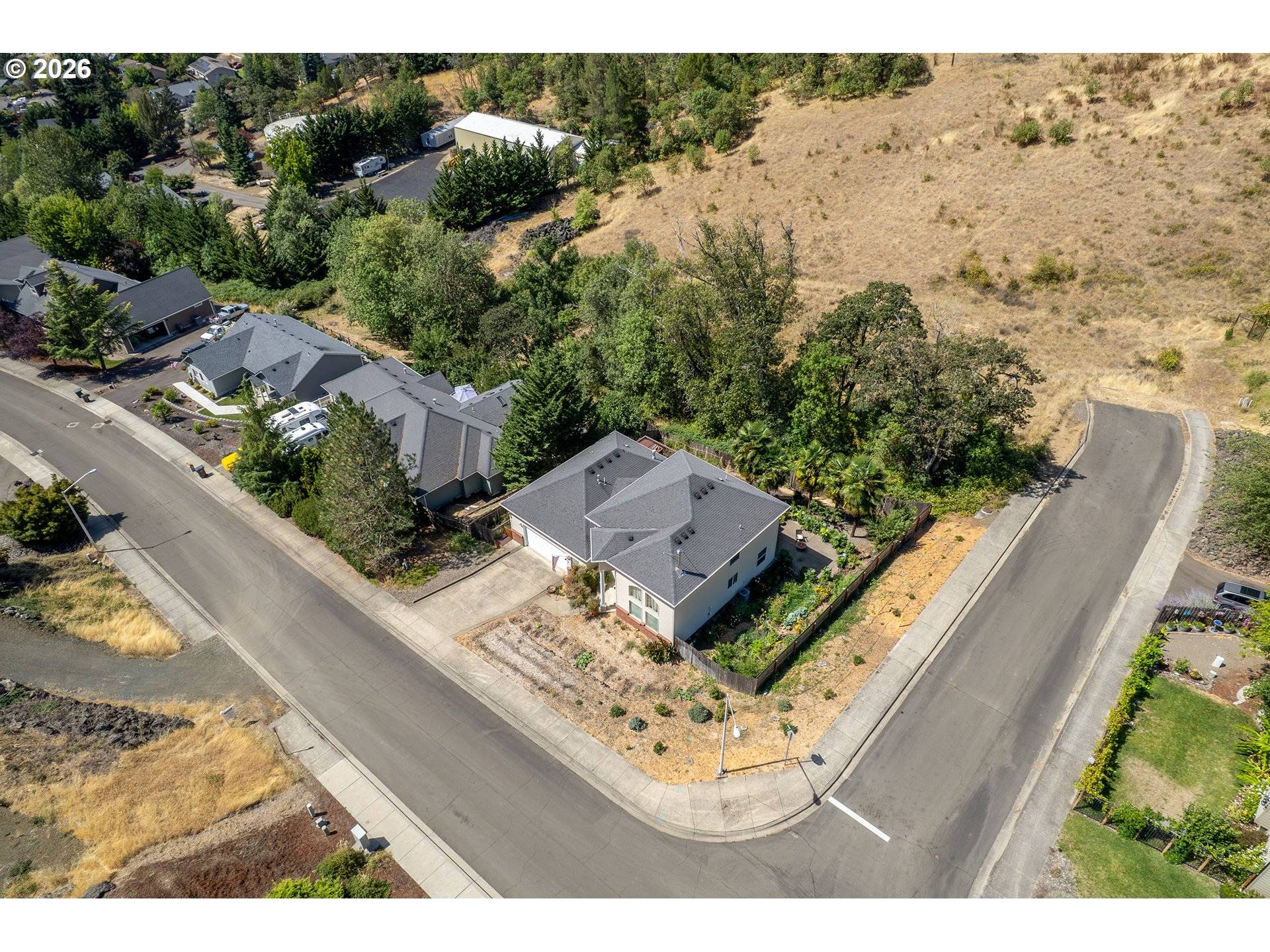 2984 NW DAYSHA DR, Roseburg, OR 97471