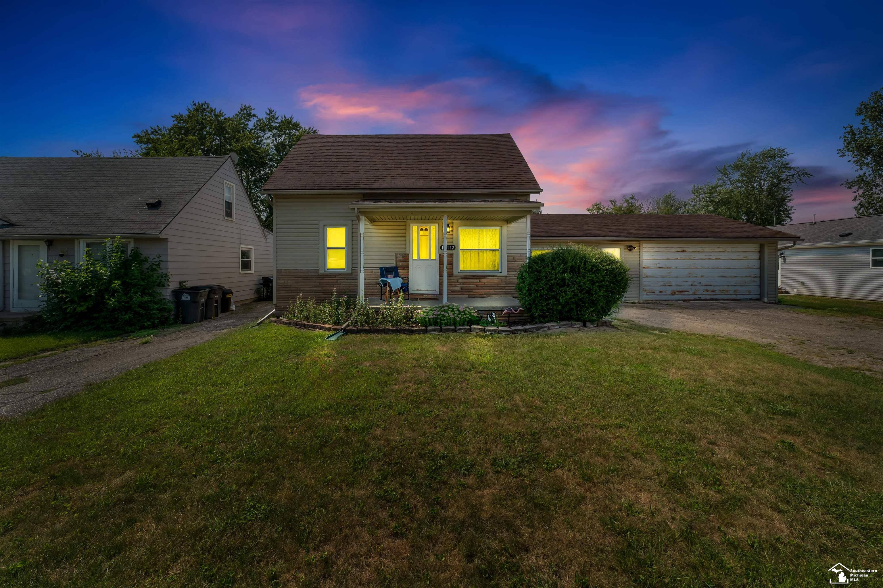 15112 Oldham ST, Taylor, MI 48180