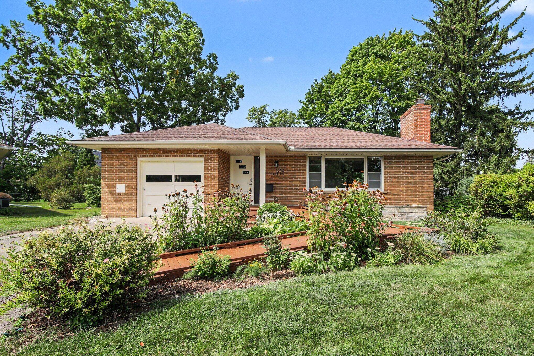 1234 Clague ST, Ann Arbor, MI 48103