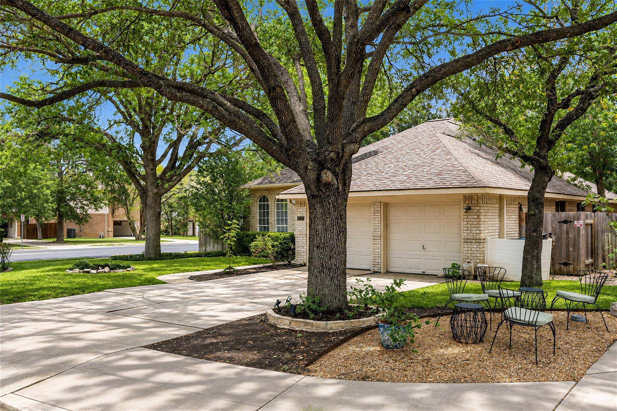 6112 Jumano LN, Austin, TX 78749