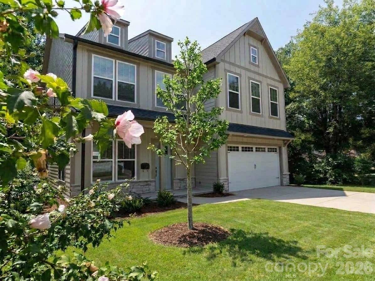 812 E 19th ST, Charlotte, NC 28205