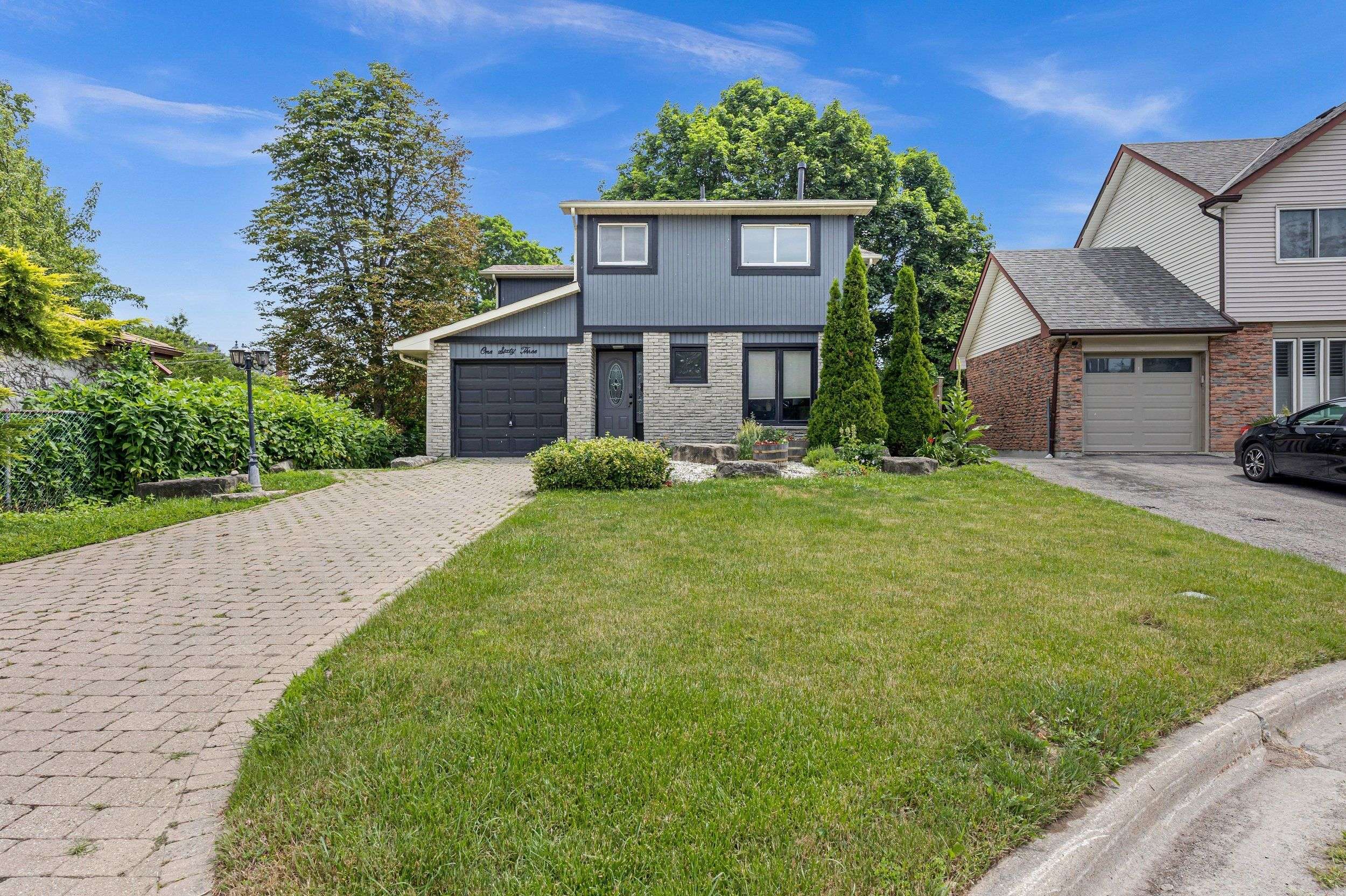 163 Brunswick CT, Oshawa, ON L1H 7R6