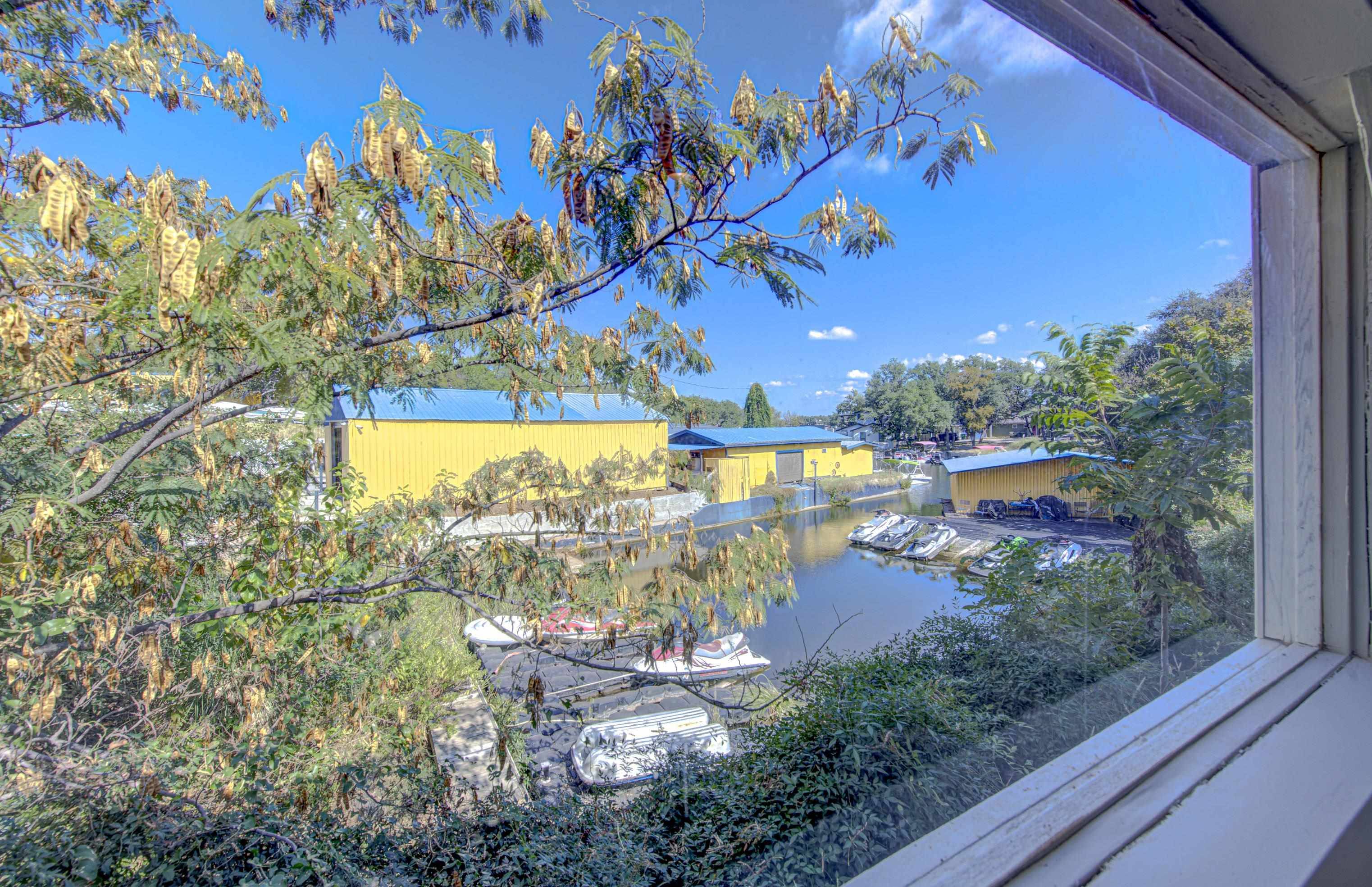 705 Sunrise AVE, Sunrise Beach, TX 78643