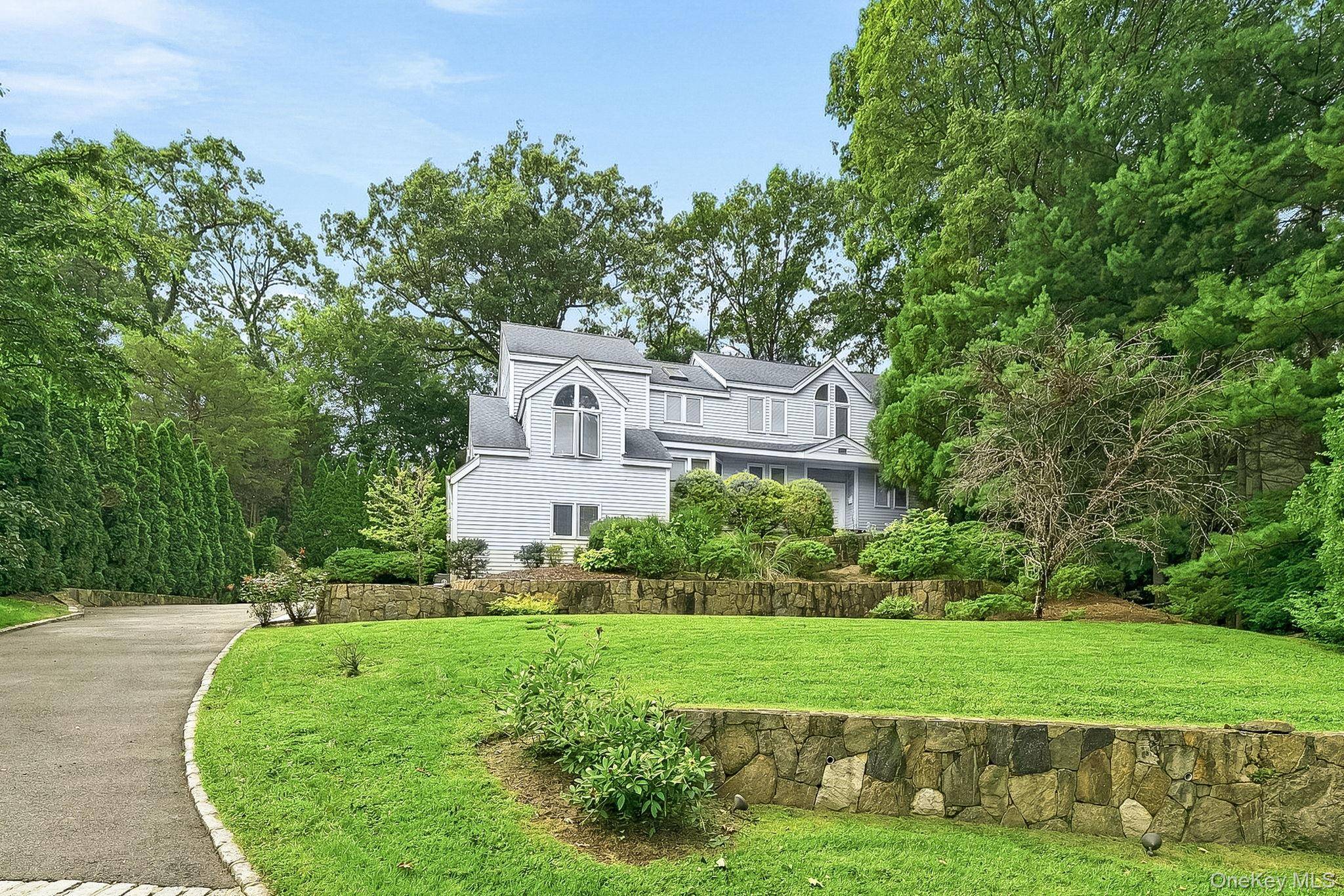 35 Highridge RD, Hartsdale, NY 10530