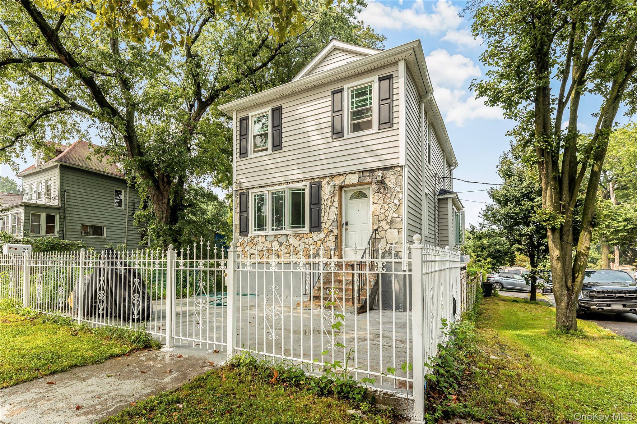 1963 Obrien AVE, Bronx, NY 10473