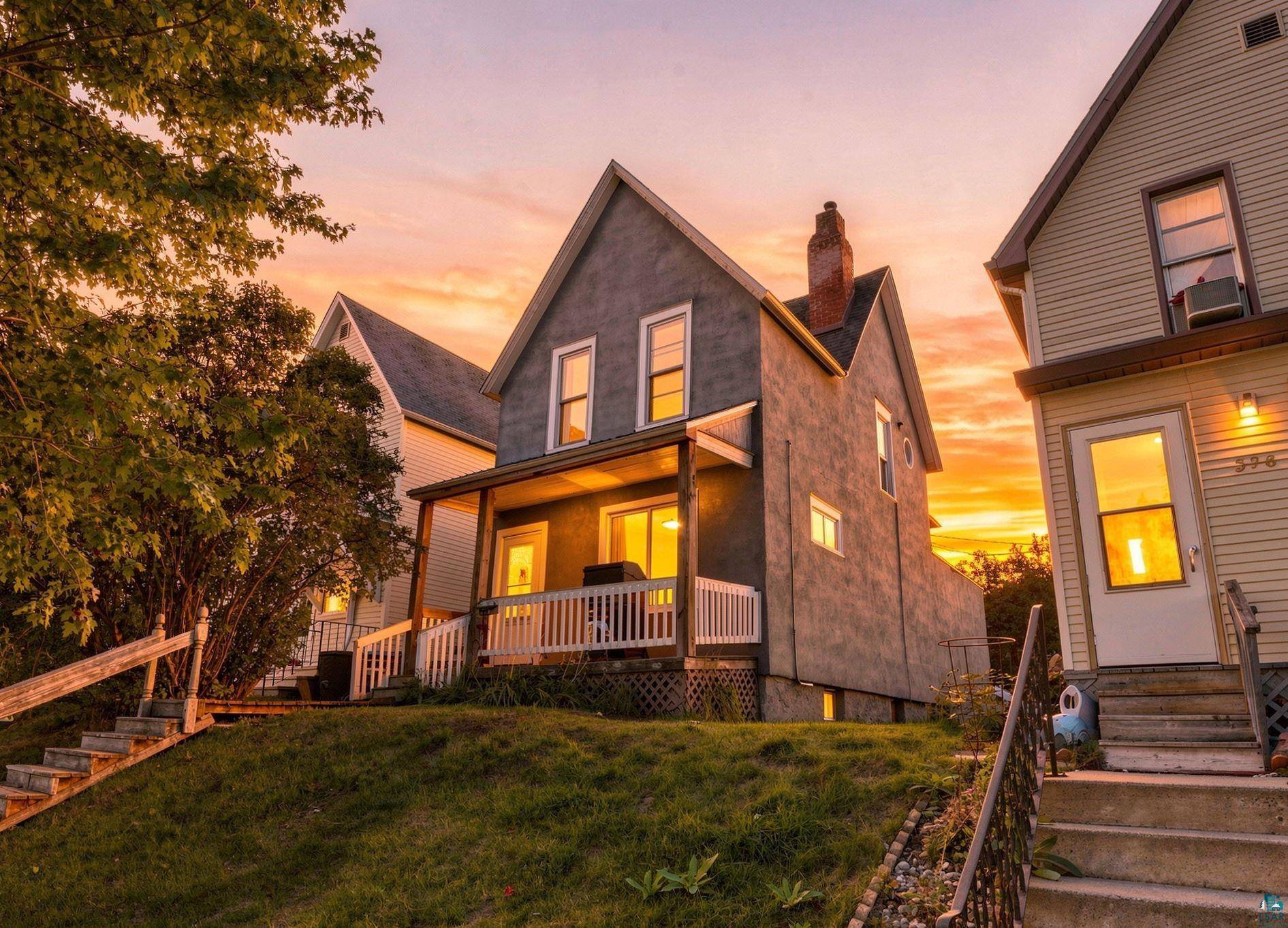 324 S 16th Ave E, Duluth, MN 55812