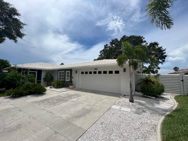 7328 CURTISS AVE, Sarasota, FL 34231