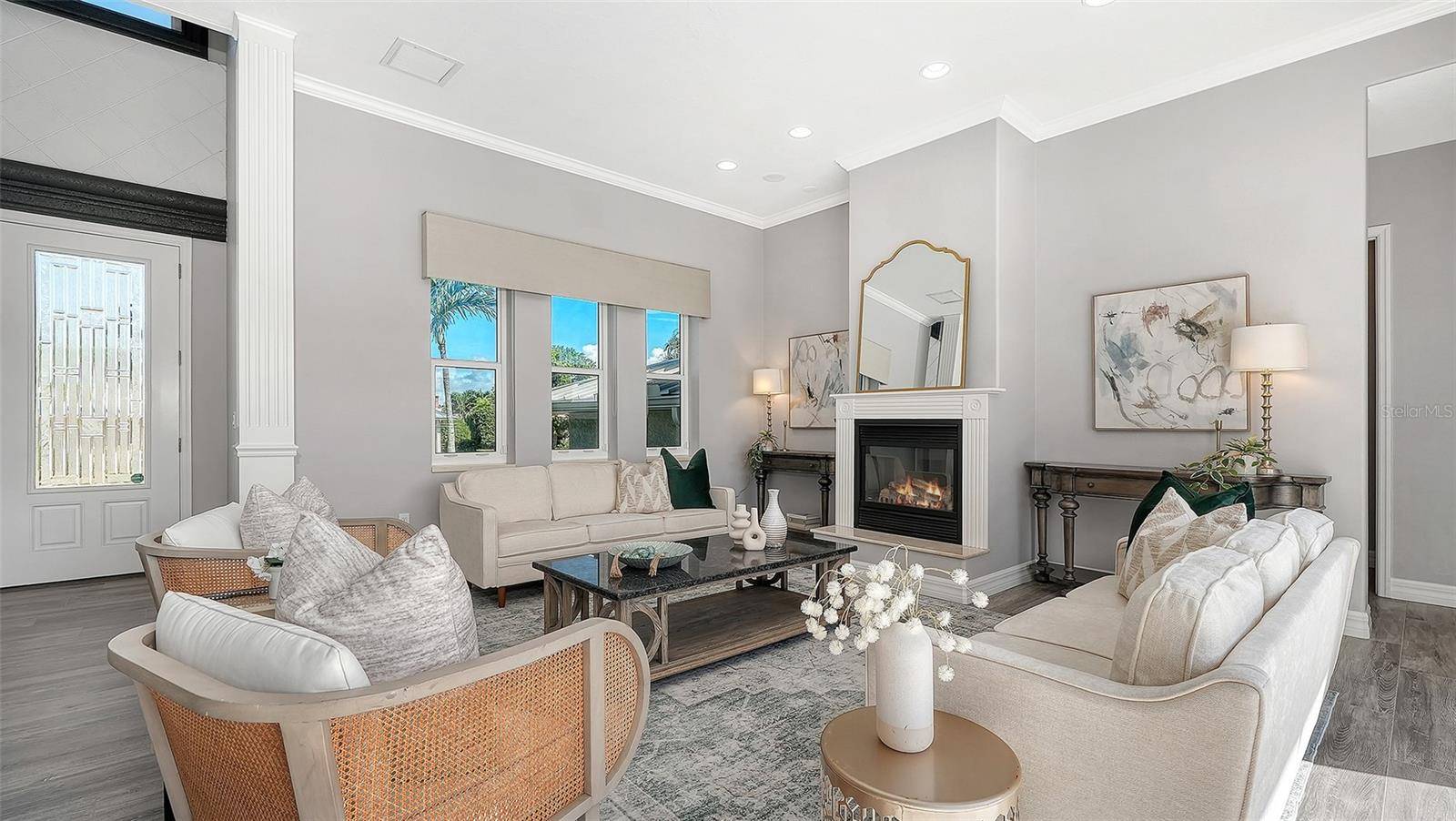 560 CHIPPING LN, Longboat Key, FL 34228