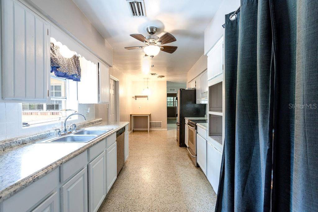 1407 NW 21ST AVE, Gainesville, FL 32605
