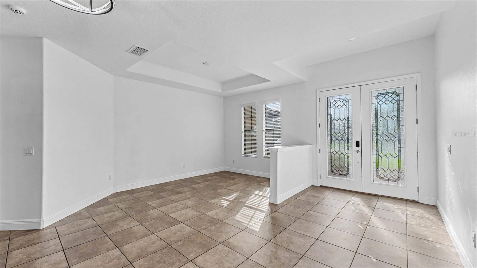 3950 SUNSET LAKE DR, Lakeland, FL 33810