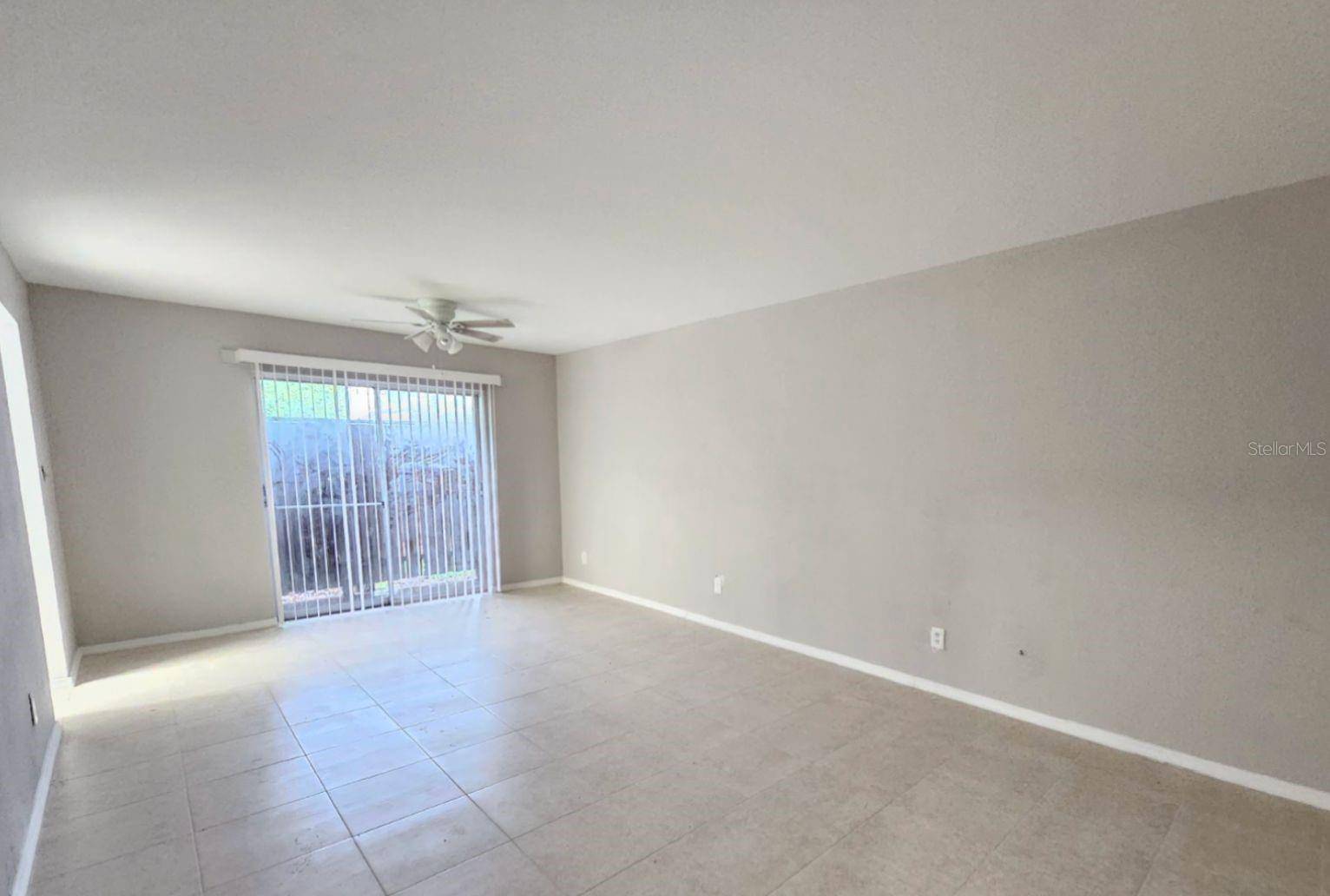 7610 W POWHATAN AVE #3, Tampa, FL 33615
