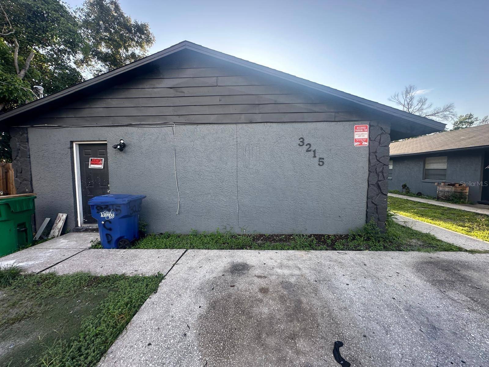 3215 N 49TH ST #1/2, Tampa, FL 33605