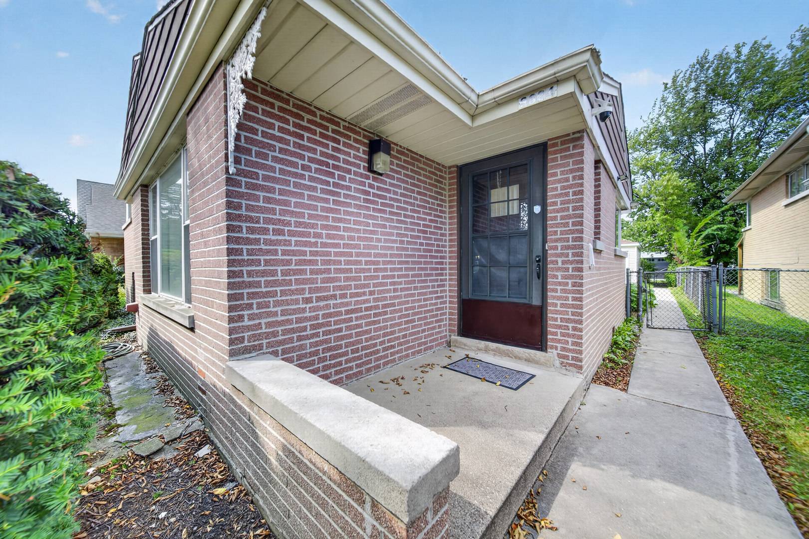 3824 W Chase AVE, Lincolnwood, IL 60712