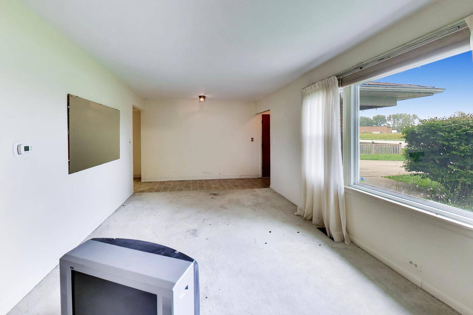 2331 Dundee RD, Northbrook, IL 60062