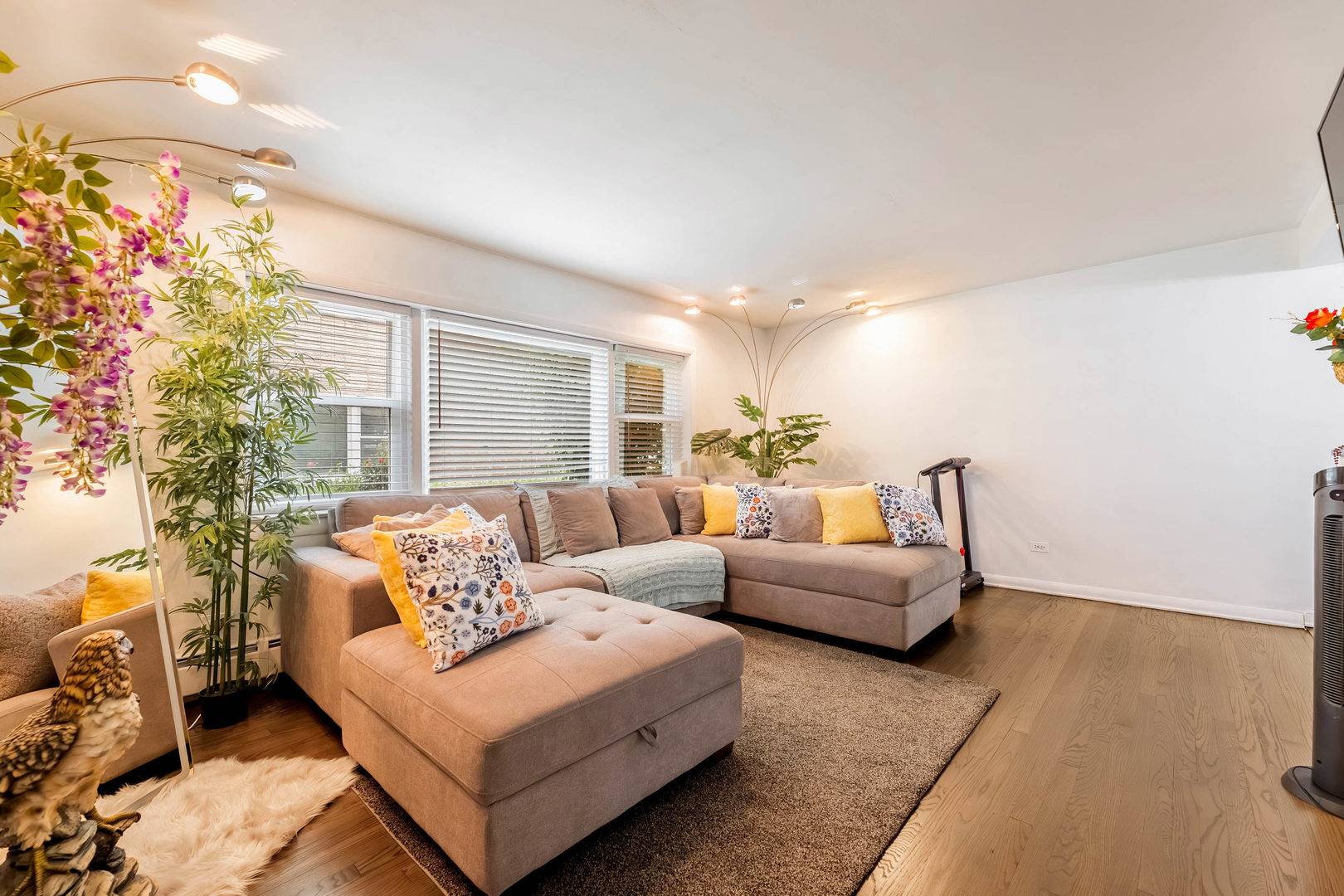 1939 S Harlem AVE #BW, Berwyn, IL 60402