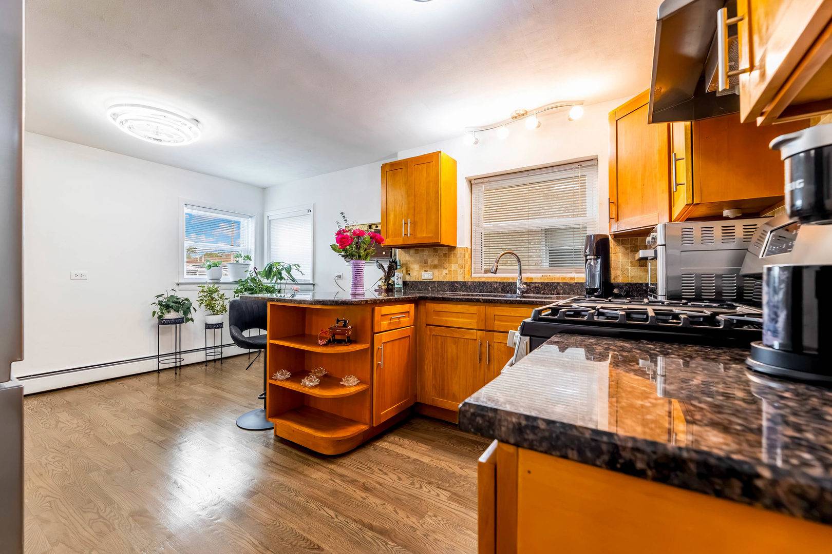 1939 S Harlem AVE #BW, Berwyn, IL 60402