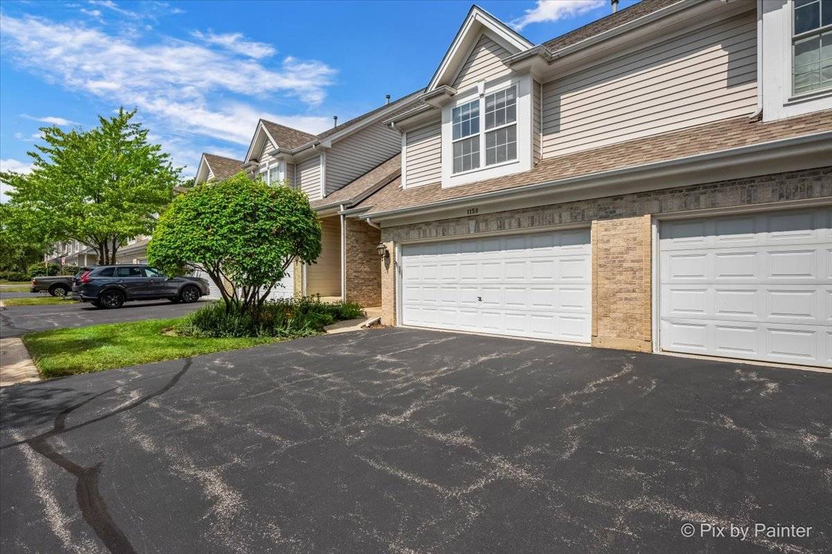 1158 E DANBURY DR, Cary, IL 60013