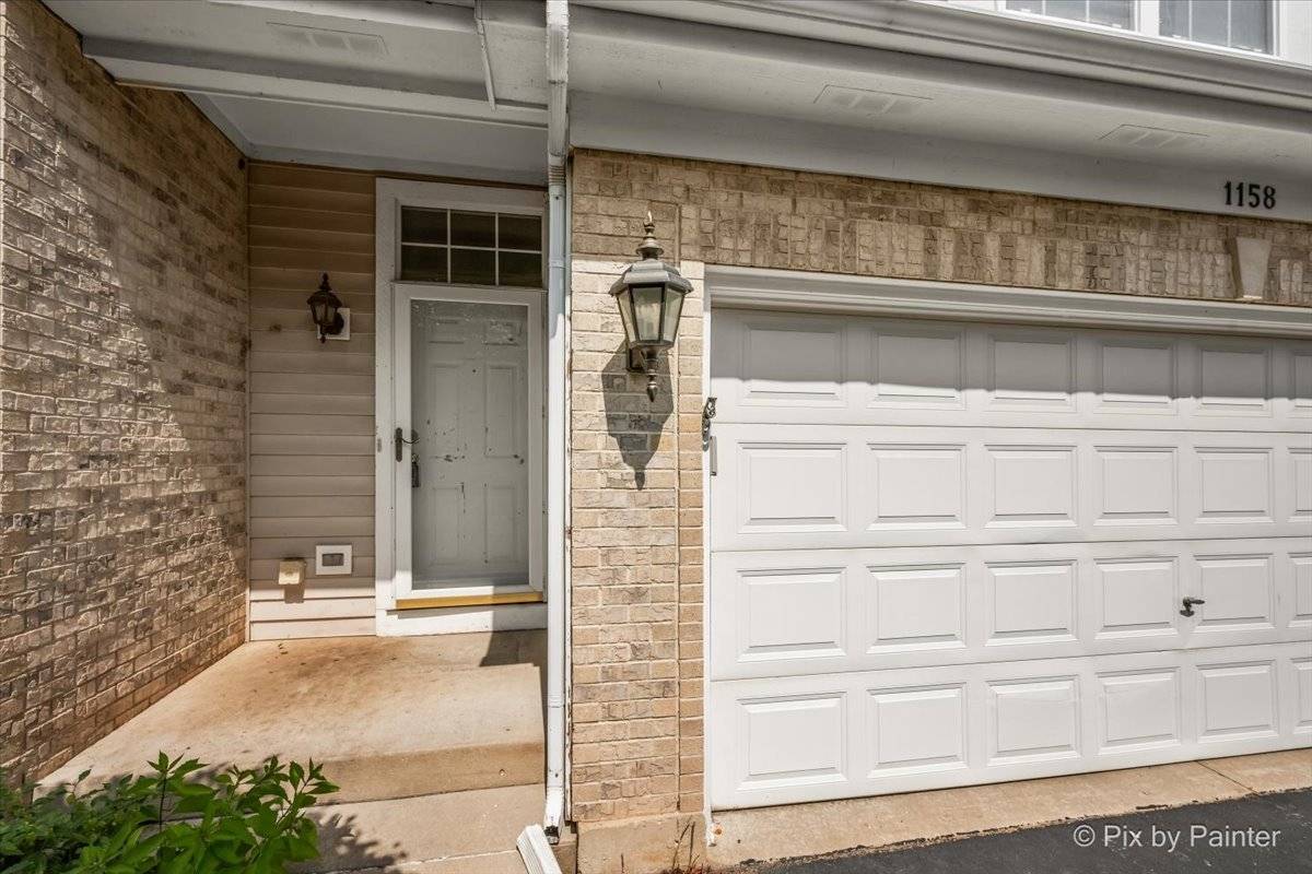 1158 E DANBURY DR, Cary, IL 60013