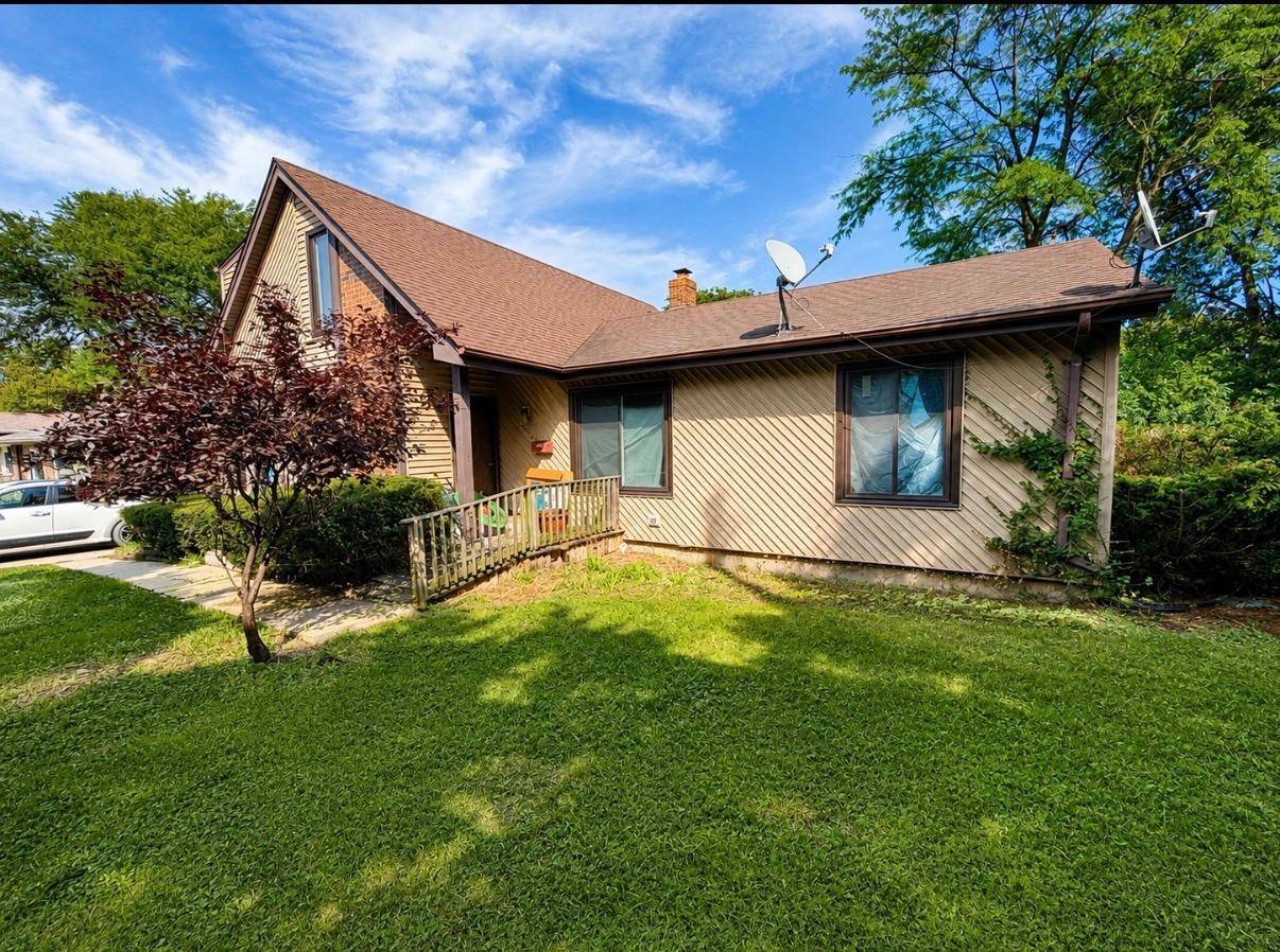 1923 N Jackson ST, Waukegan, IL 60087