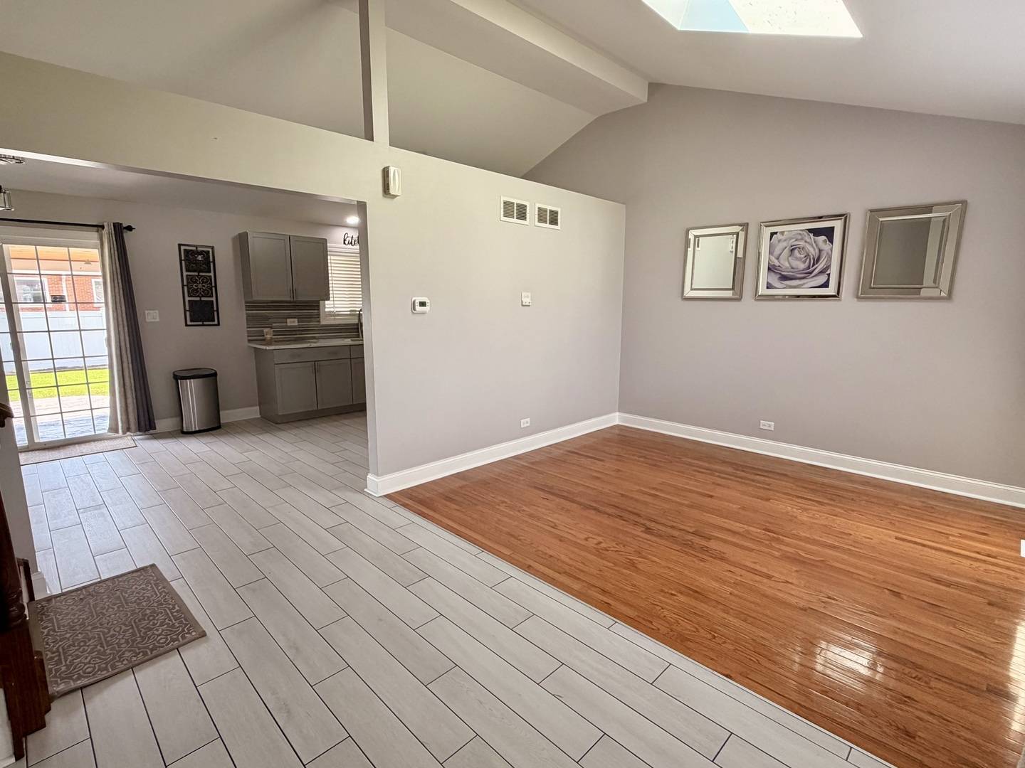 400 w 16th ST, Chicago Heights, IL 60411