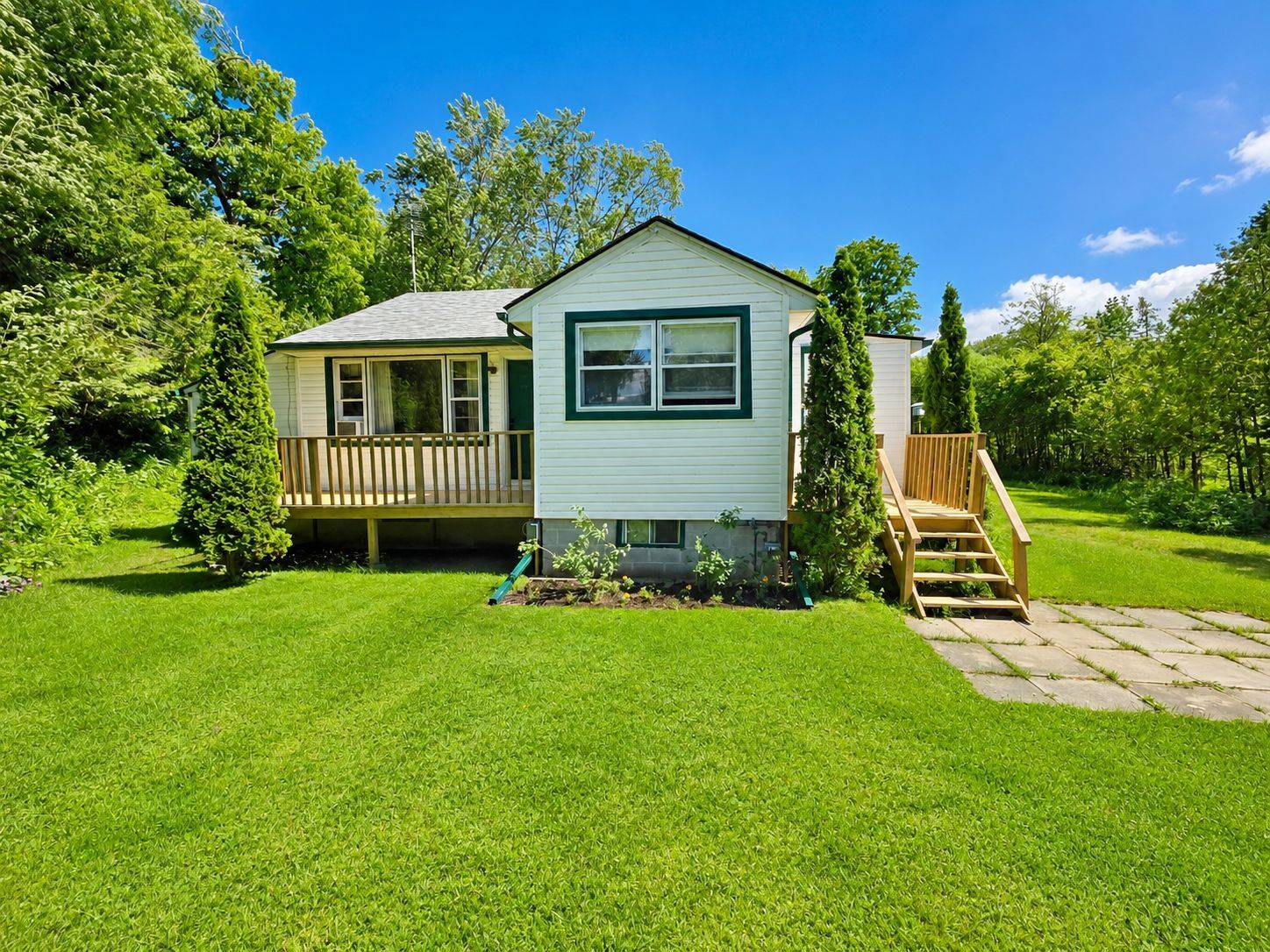 101 Clovelly Cove N/A, Georgina, ON L0E 1E0