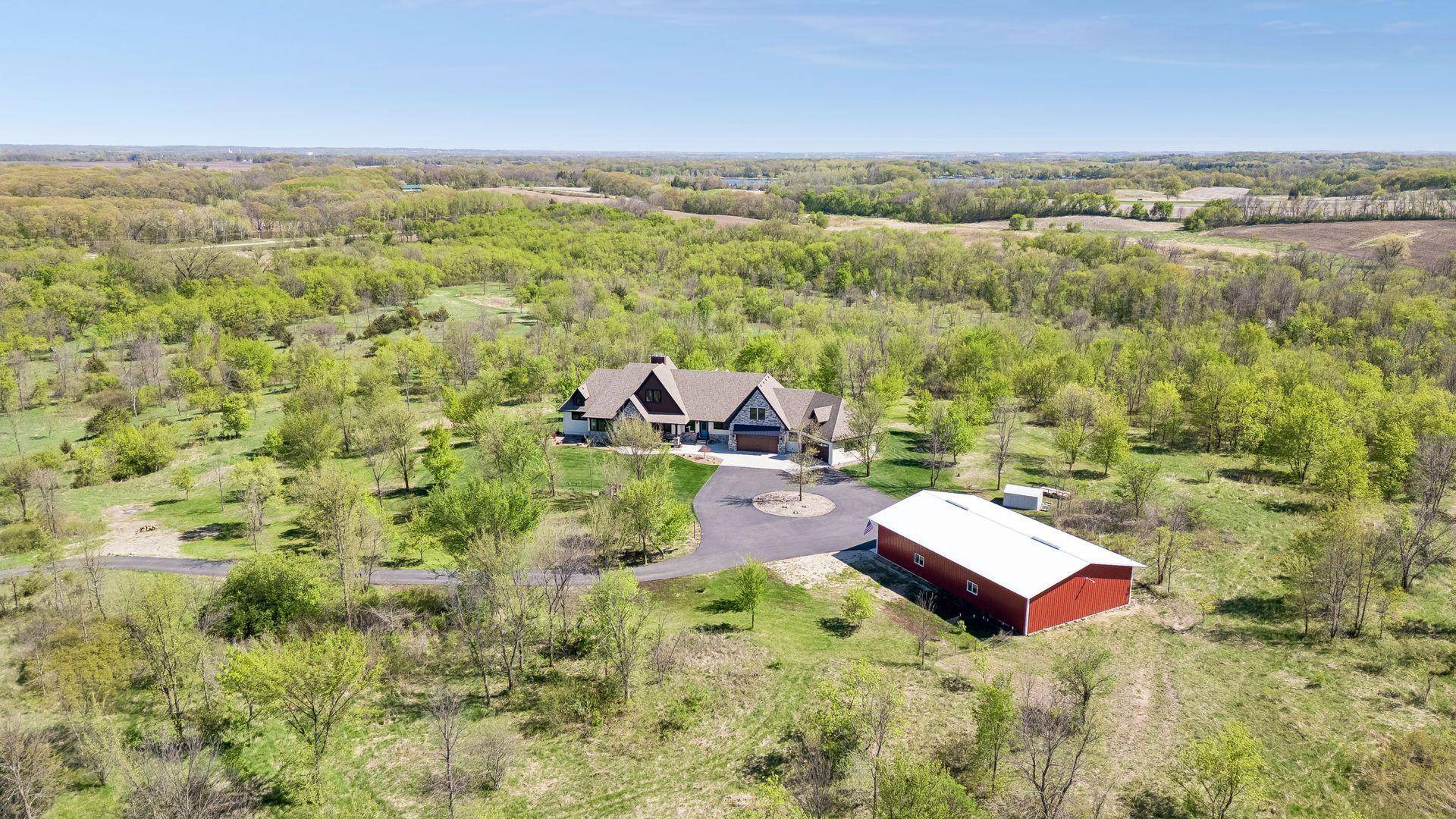 5748 150th ST W, Faribault, MN 55021