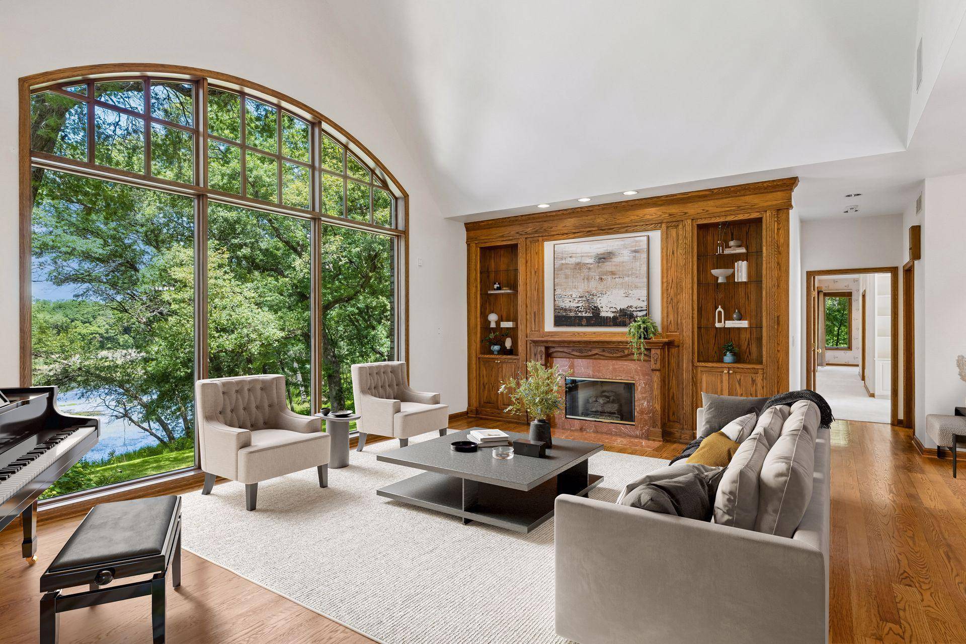 7 Mallard LN, North Oaks, MN 55127