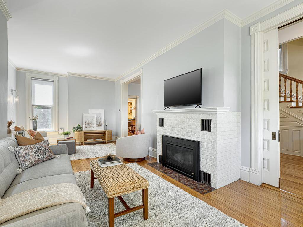 820 Osceola AVE, Saint Paul, MN 55105