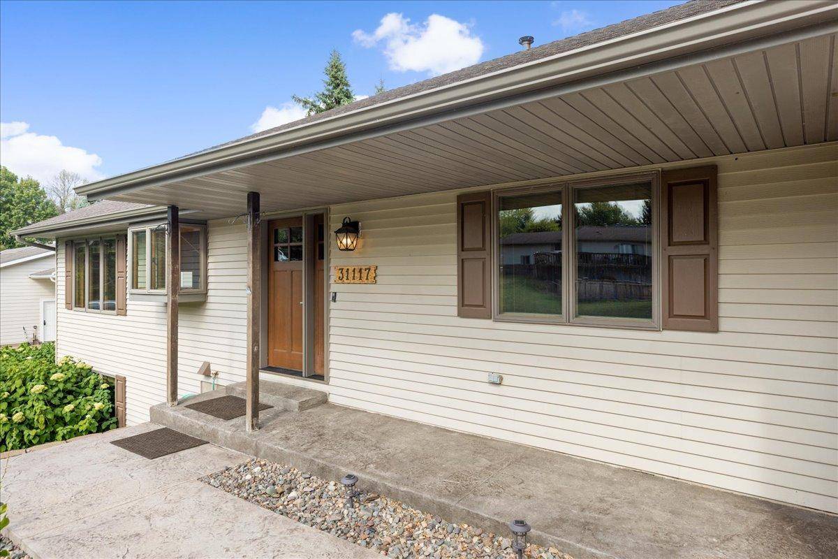 31117 Peninsula AVE, Lindstrom, MN 55045