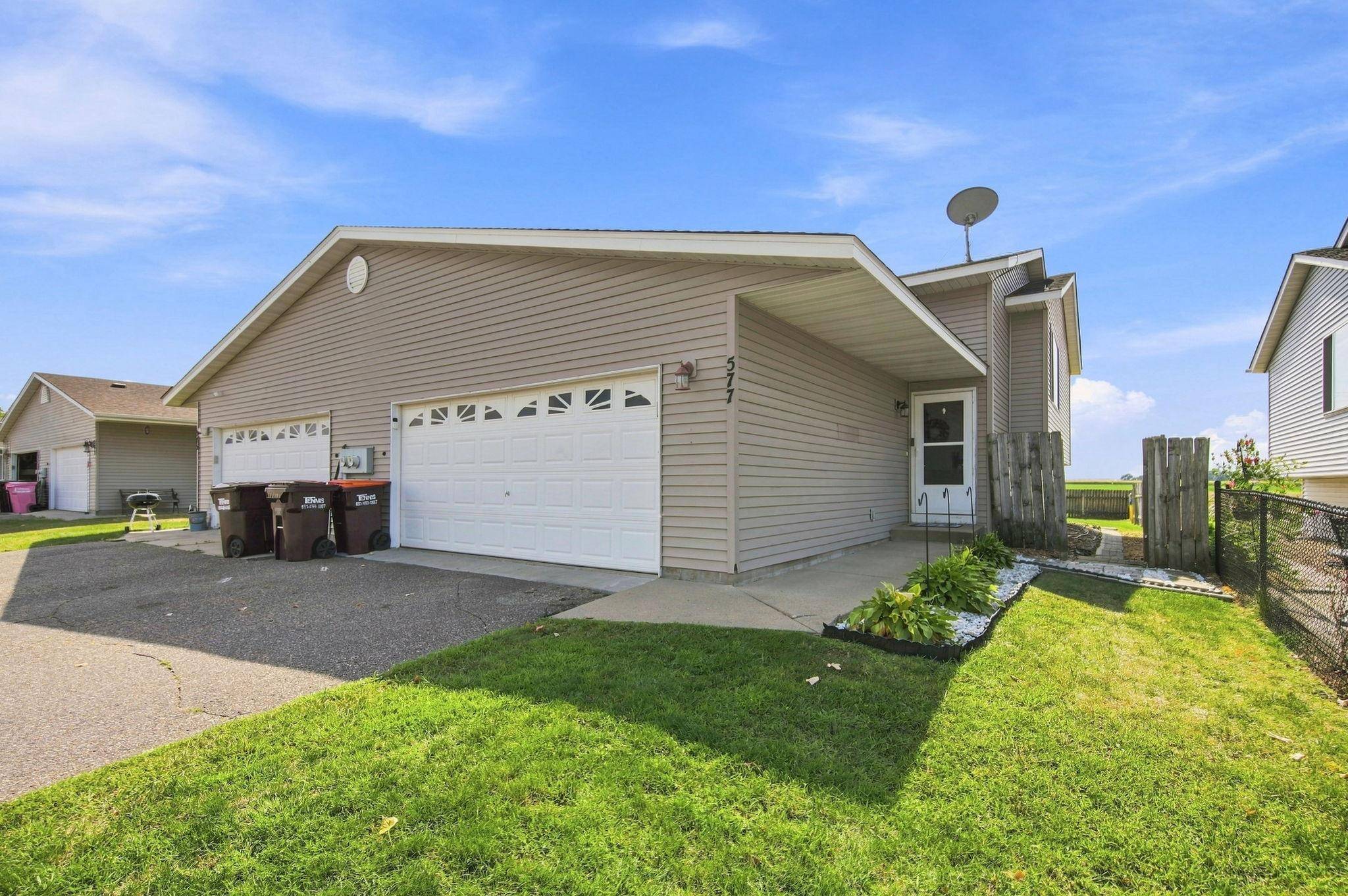 577 Kendall DR, Hastings, MN 55033