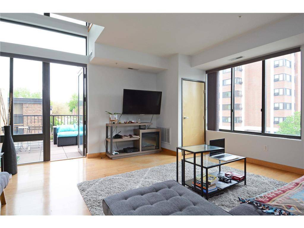 10 E 26th ST #321, Minneapolis, MN 55404